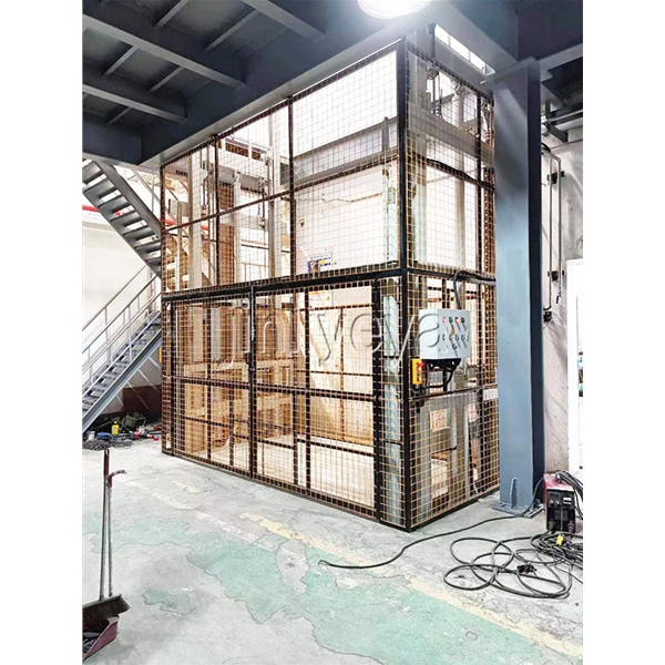 導軌式升降（jiàng）平台