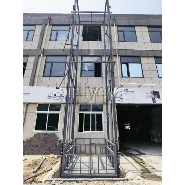 導軌式（shì）升降平台